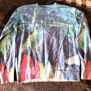 *Free in bundle* Long sleeve beach cover.